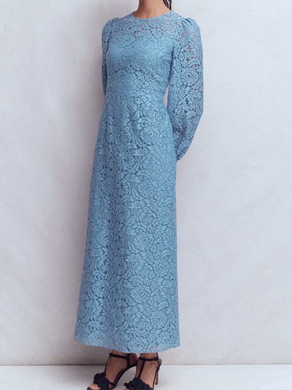 🏷️ New with tags Boden high neck lace maxi dress blue size 14R